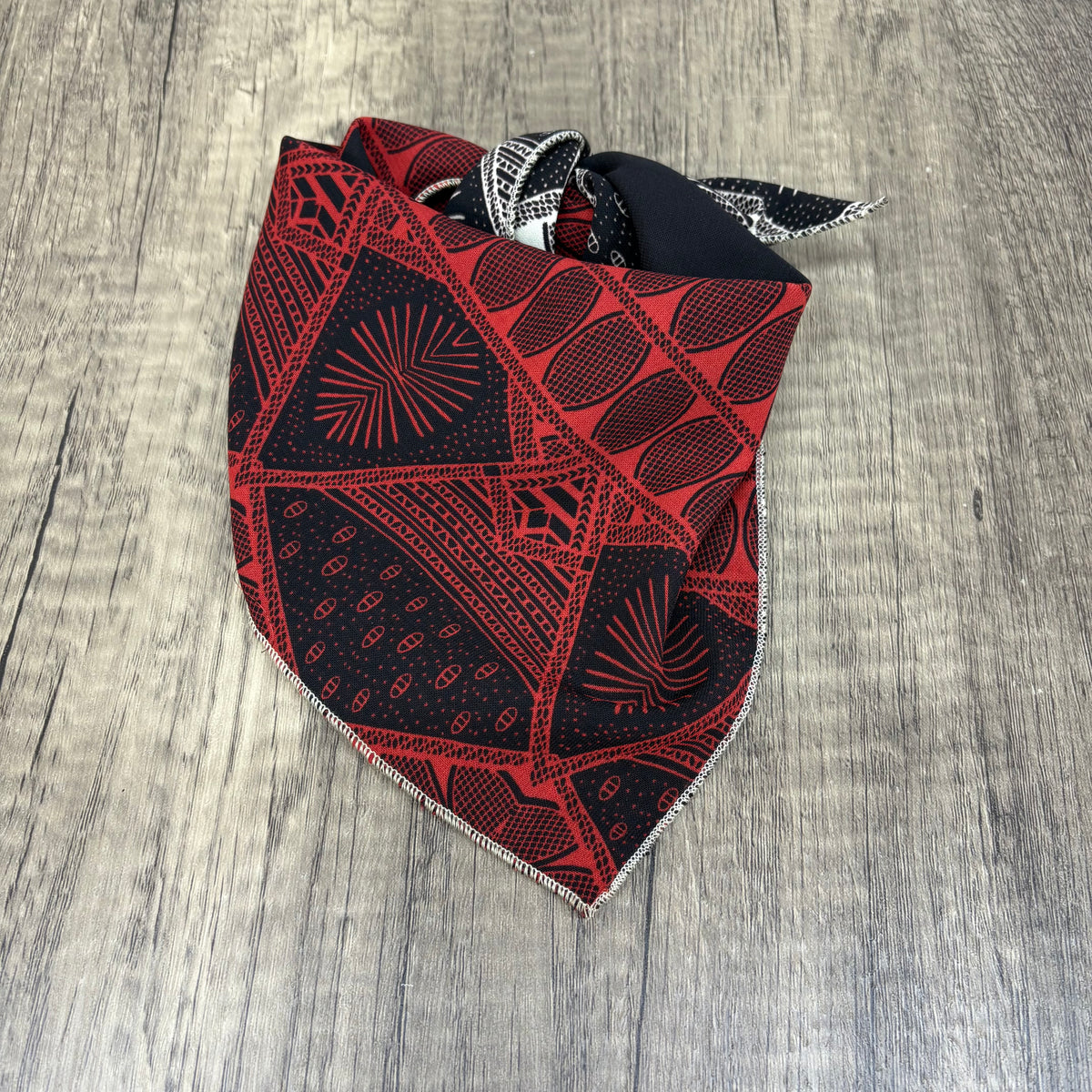 Willow Creek Red, Blue, and Yellow Dog Rag – MT Wild Rags