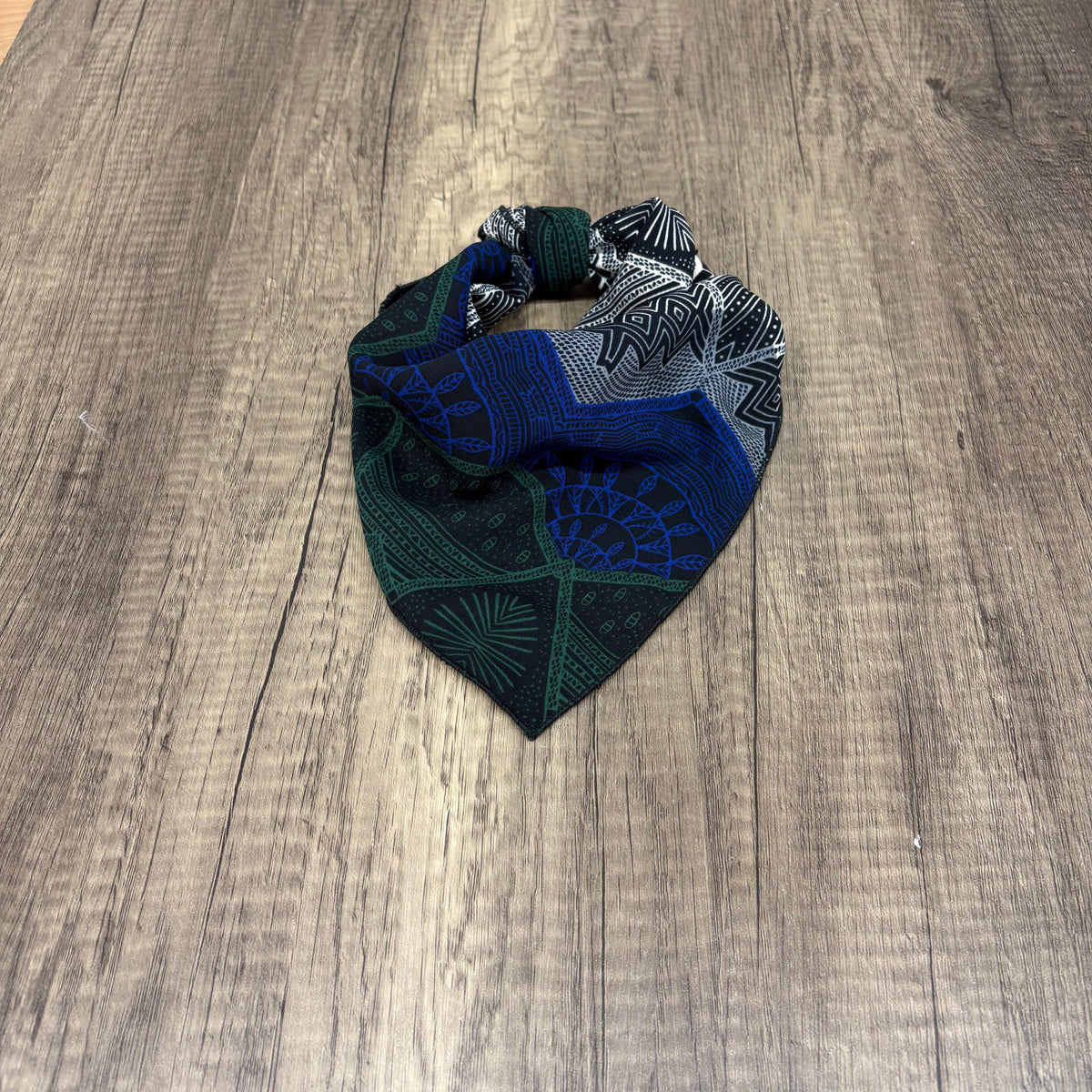 Willow Creek Blue and Green Dog Rag – MT Wild Rags