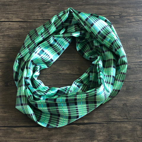 The Saco- Green and Black Infinity