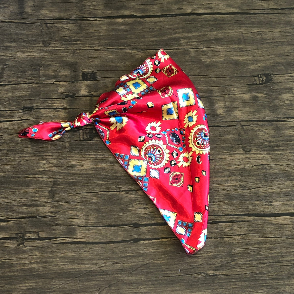 The Greycliff Dog Rag – MT Wild Rags